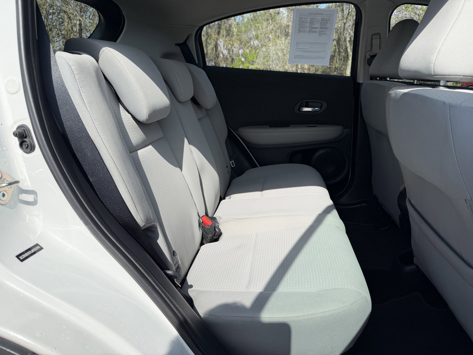 Used 2020 Honda HR-V LX image 11