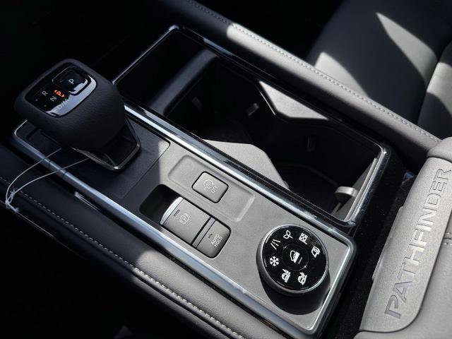 New 2026 Nissan Pathfinder SL AWD/4WD image 25