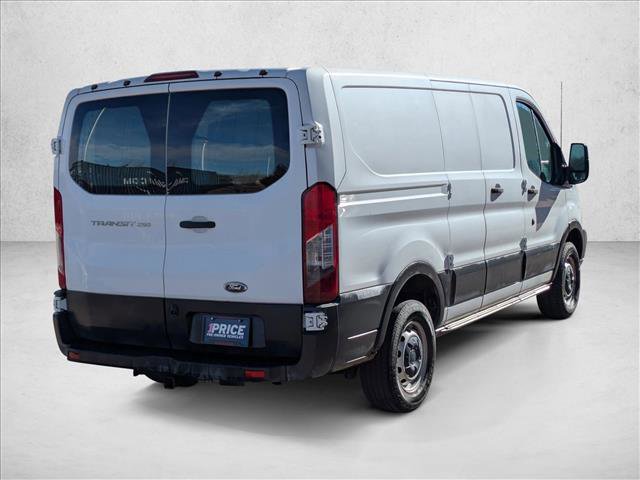 Used 2017 Ford Transit 250 130 Low Roof image 5