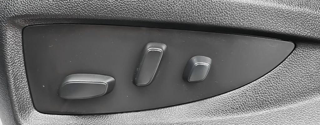 Used 2019 GMC Yukon XL Denali image 29