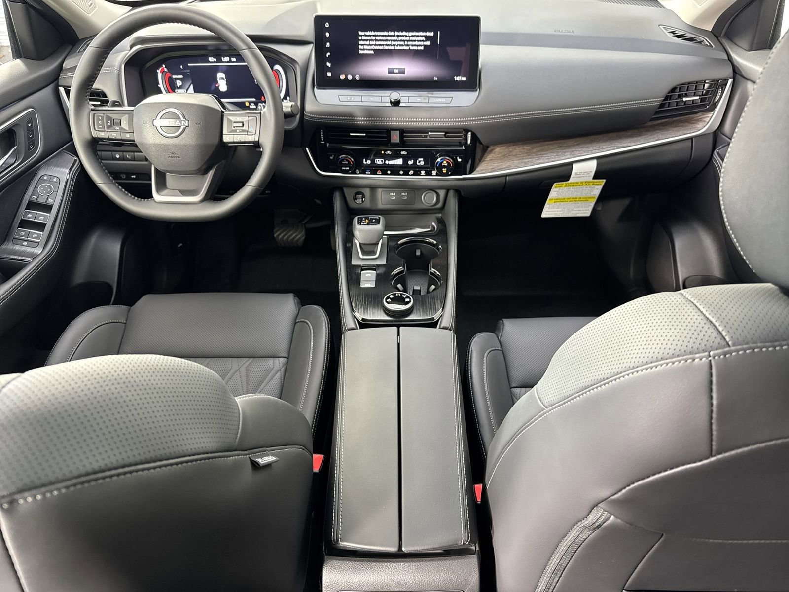 New 2026 Nissan Rogue Platinum w/ Platinum Premium Package image 24