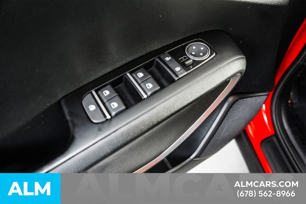 Used 2025 Kia Soul LX w/ LX Technology Package FWD image 43