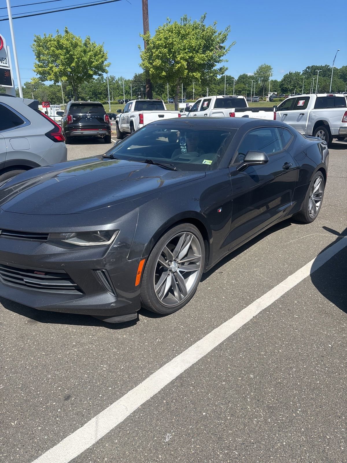 Used 2016 Chevrolet Camaro LT RWD image 3