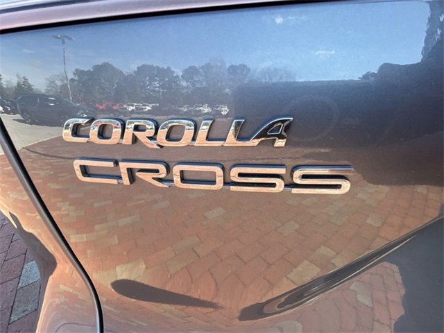 Used 2022 Toyota Corolla Cross L image 16
