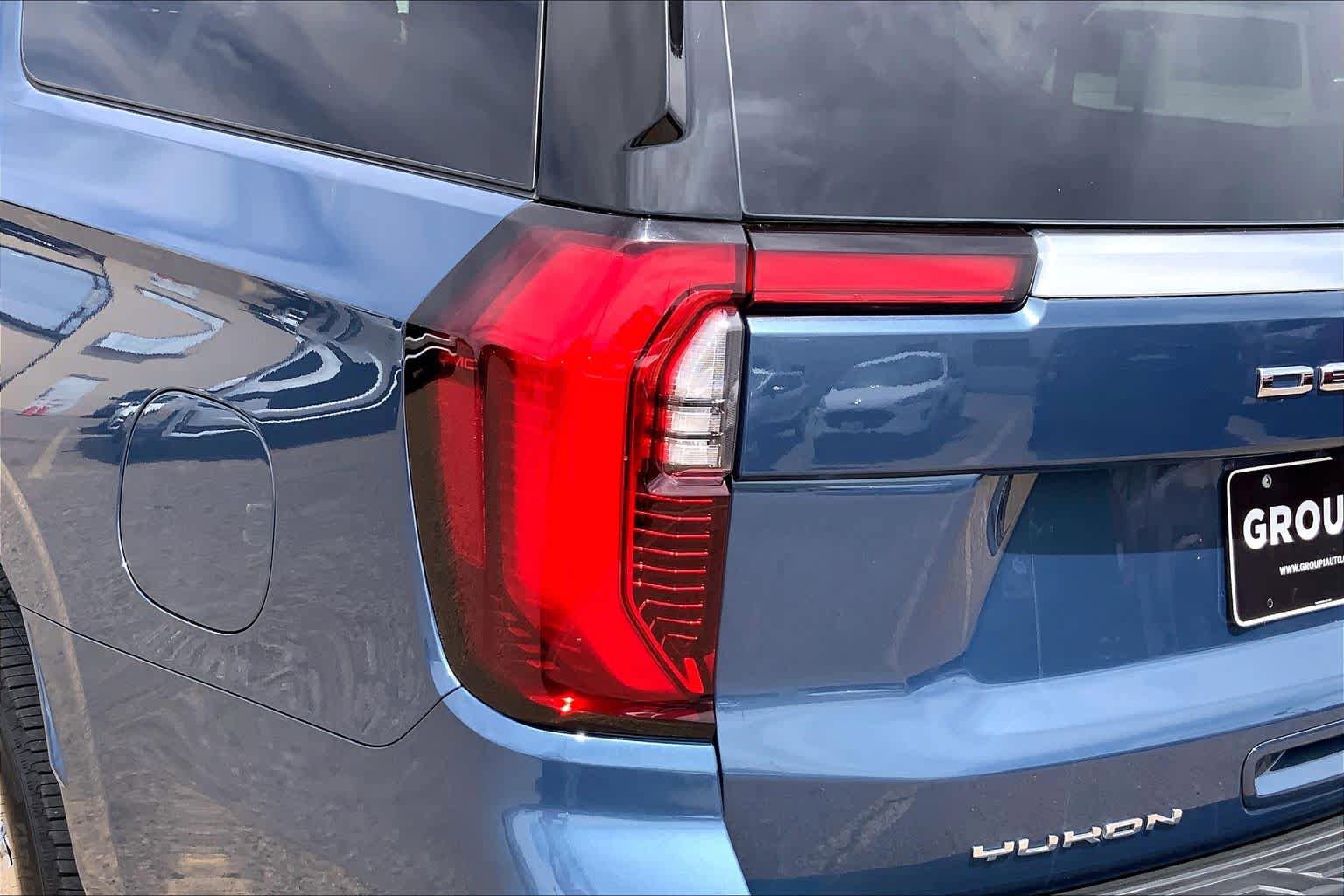 Used 2025 GMC Yukon XL Denali w/ LPO, Floor Liner Package image 29