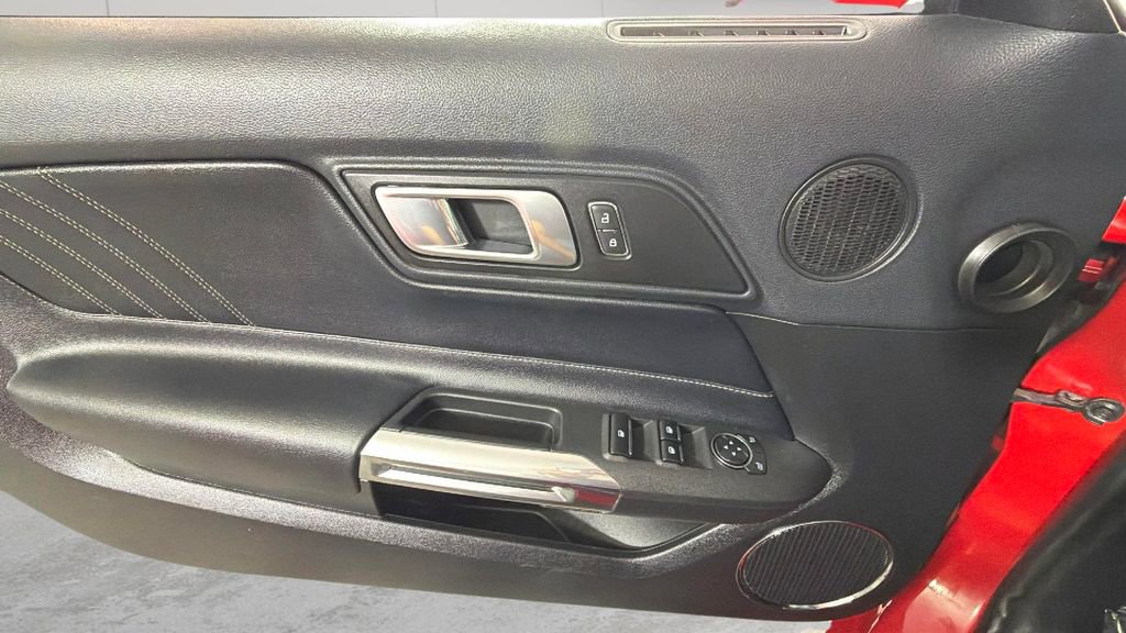 Used 2020 Ford Mustang Premium RWD image 28