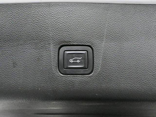 Used 2019 Chevrolet Traverse RS w/ LPO, Floor Liner Package image 43