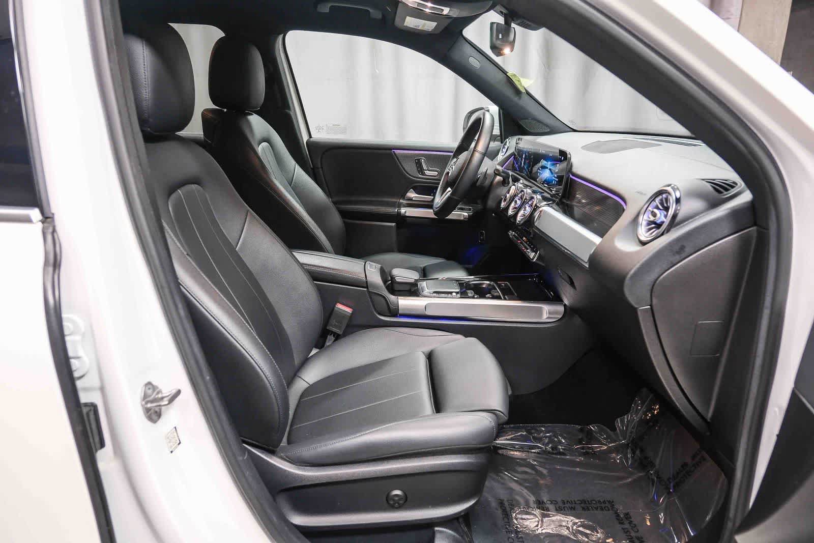 Used 2021 Mercedes-Benz GLB 250 image 22