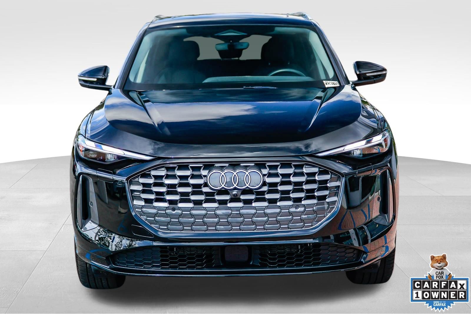 Certified 2025 Audi Q5 Premium w/ Convenience Package image 2