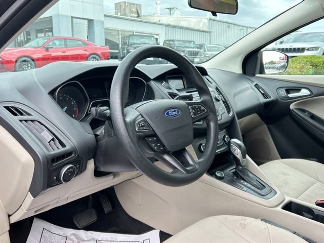 Used 2015 Ford Focus SE FWD image 22
