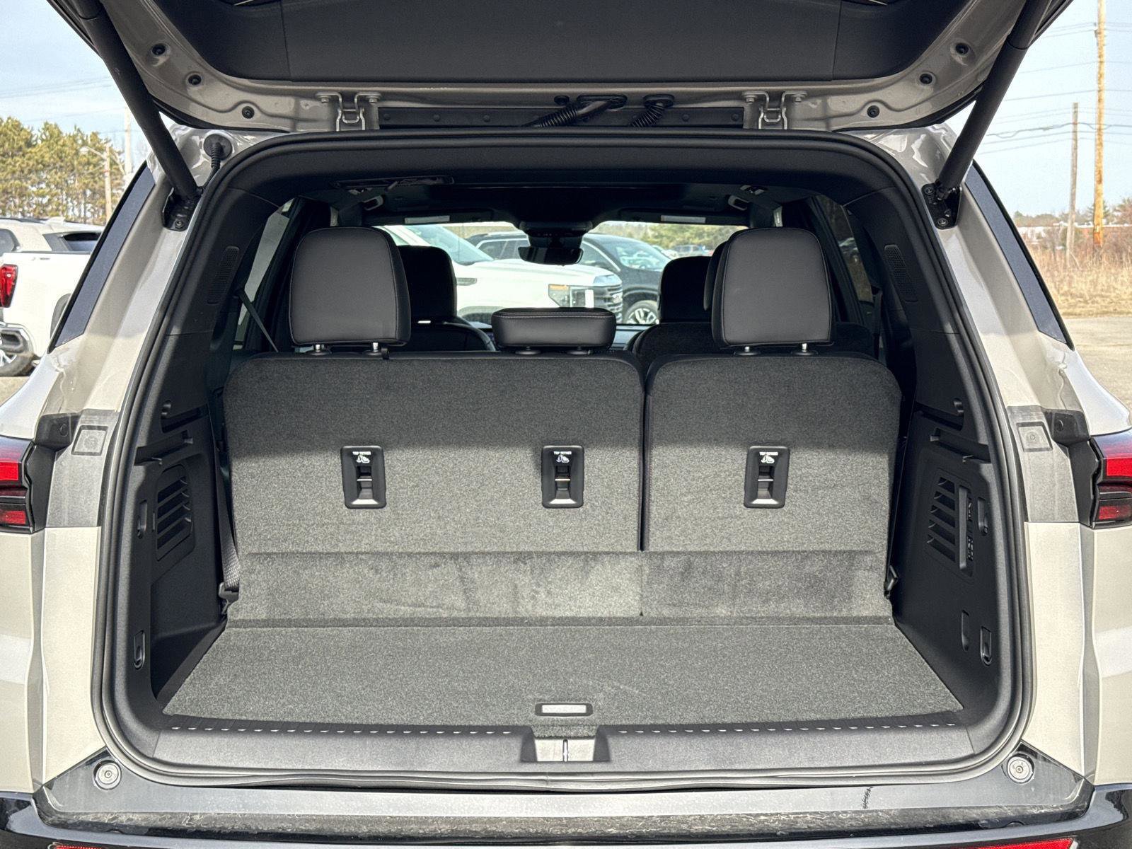 New 2026 Buick Enclave Sport Touring w/ Power Package image 17