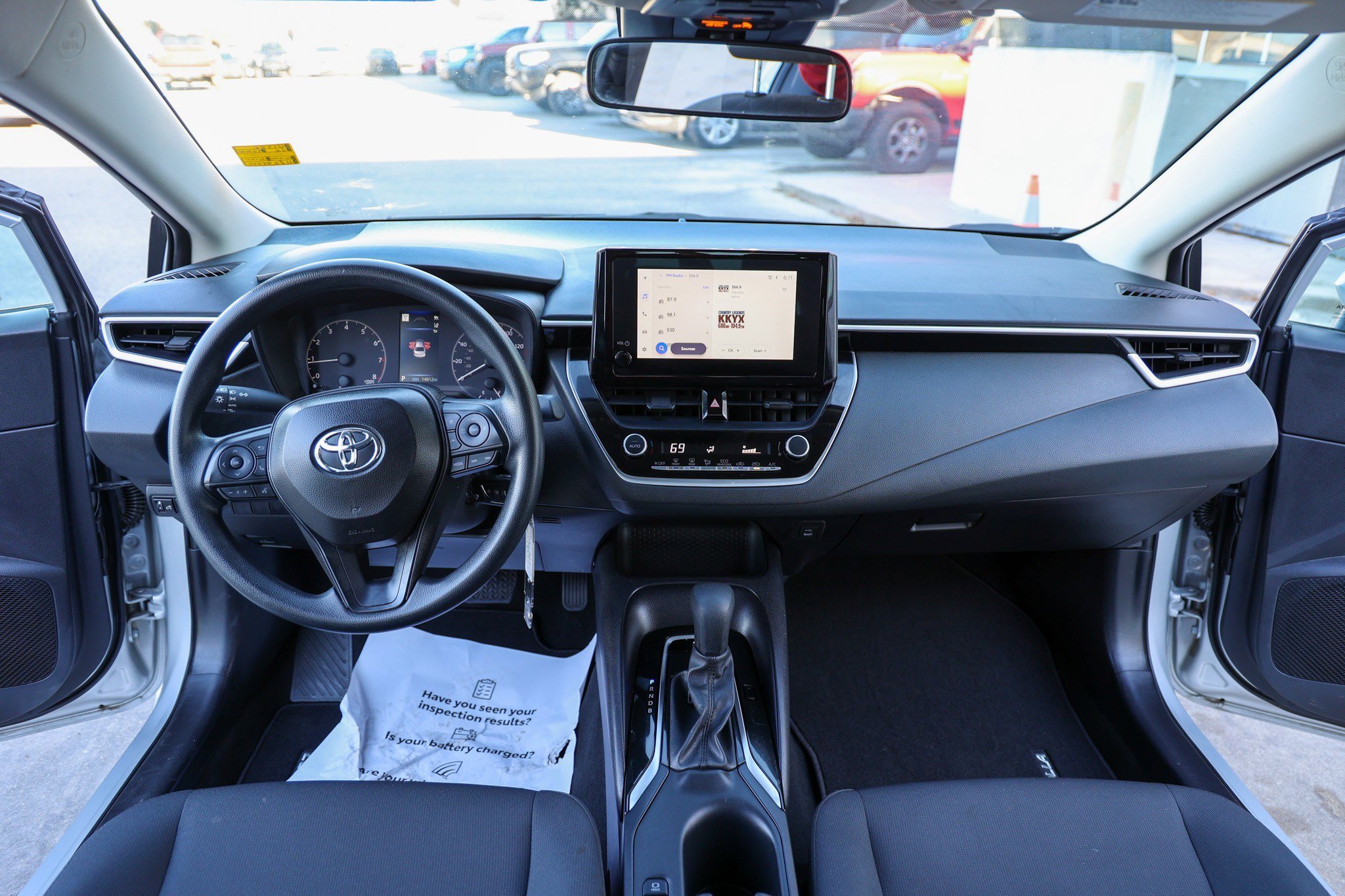 Certified 2025 Toyota Corolla LE image 39