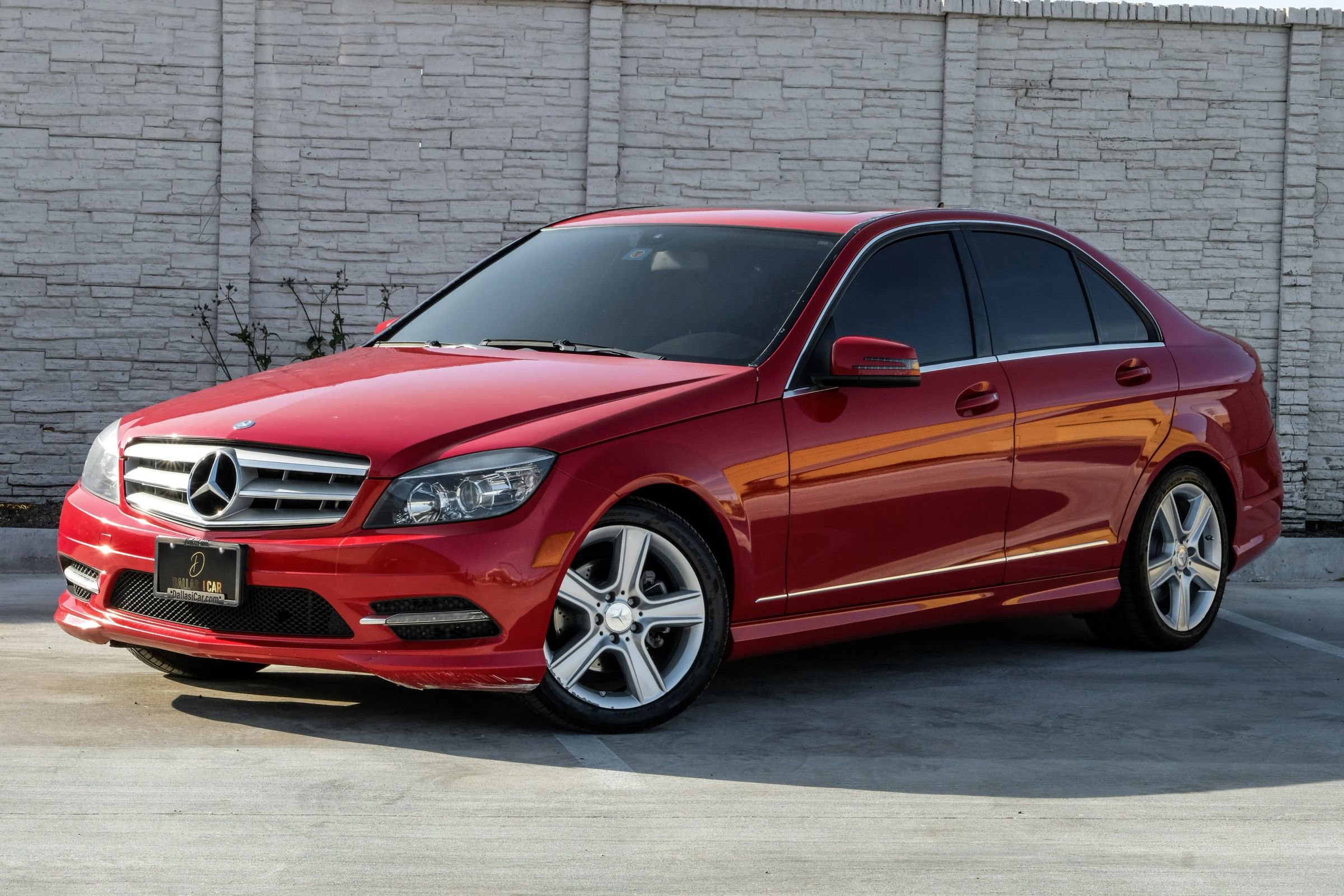 Used 2011 Mercedes-Benz C 300 C 300 Luxury Sedan 4D w/ Premium 1 Pkg image 6
