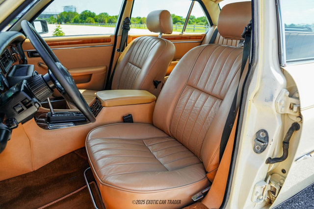 Used 1987 Jaguar XJ6 RWD image 23