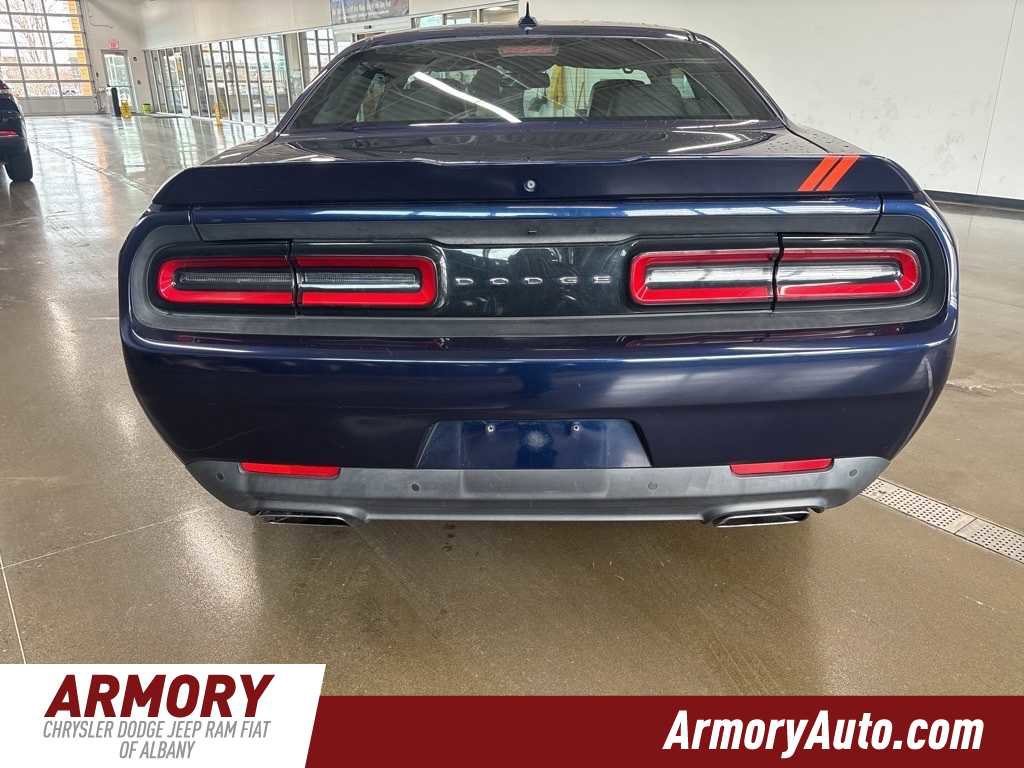 Used 2015 Dodge Challenger R/T Plus image 5