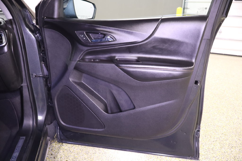 Used 2020 Chevrolet Equinox Premier FWD image 37