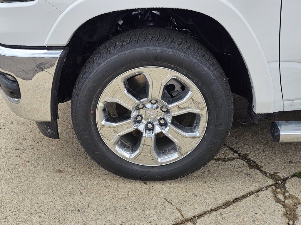 New 2025 RAM 1500 Big Horn image 9