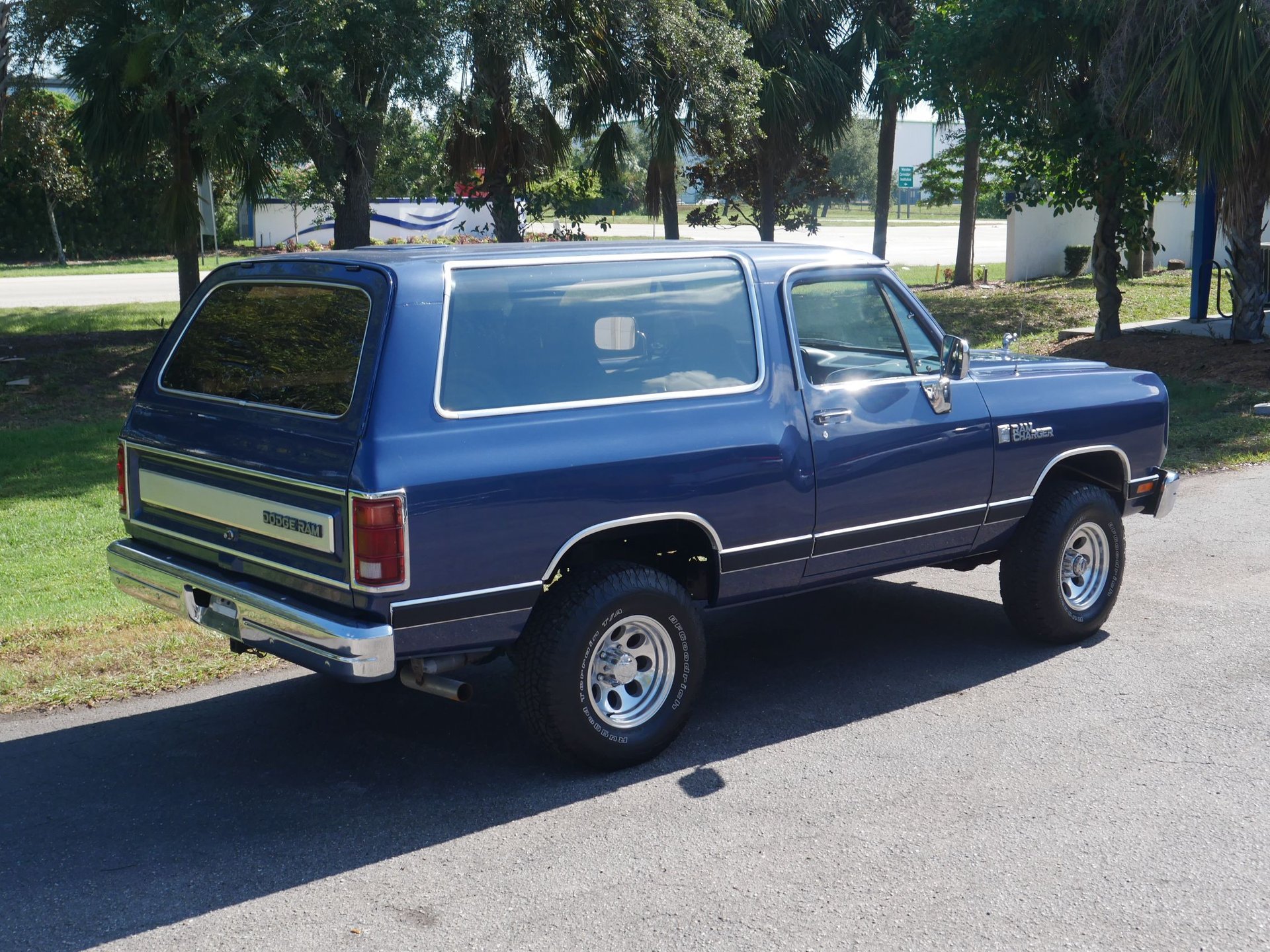 Used 1988 Dodge Ramcharger 4WD image 42