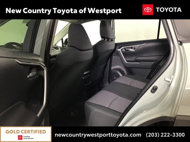 Certified 2020 Toyota RAV4 XLE image 21