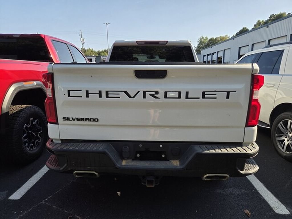Used 2020 Chevrolet Silverado 1500 Custom Trail Boss w/ Custom Convenience Package AWD/4WD image 6