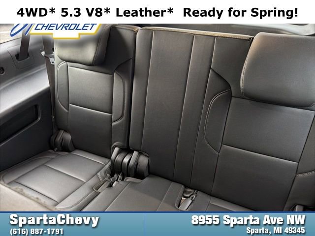 Used 2018 Chevrolet Suburban LT w/ Luxury Package image 16