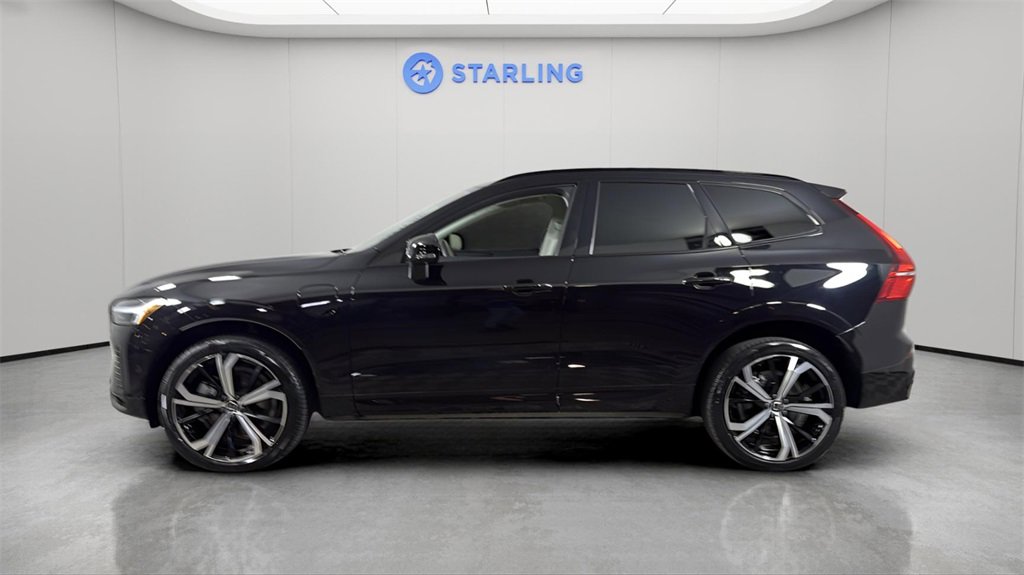 Used 2025 Volvo XC60 T8 Ultra w/ Protection Package Premier image 3