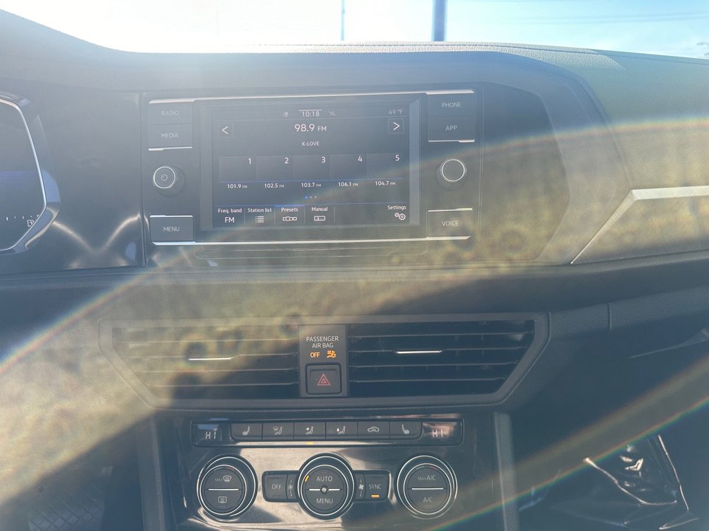 Used 2024 Volkswagen Jetta SE image 15