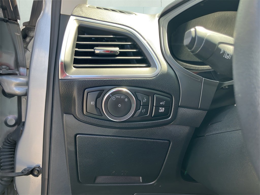 Used 2024 Ford Edge Titanium image 20