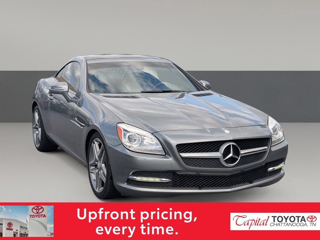 Used 2013 Mercedes-Benz SLK 250 image 2