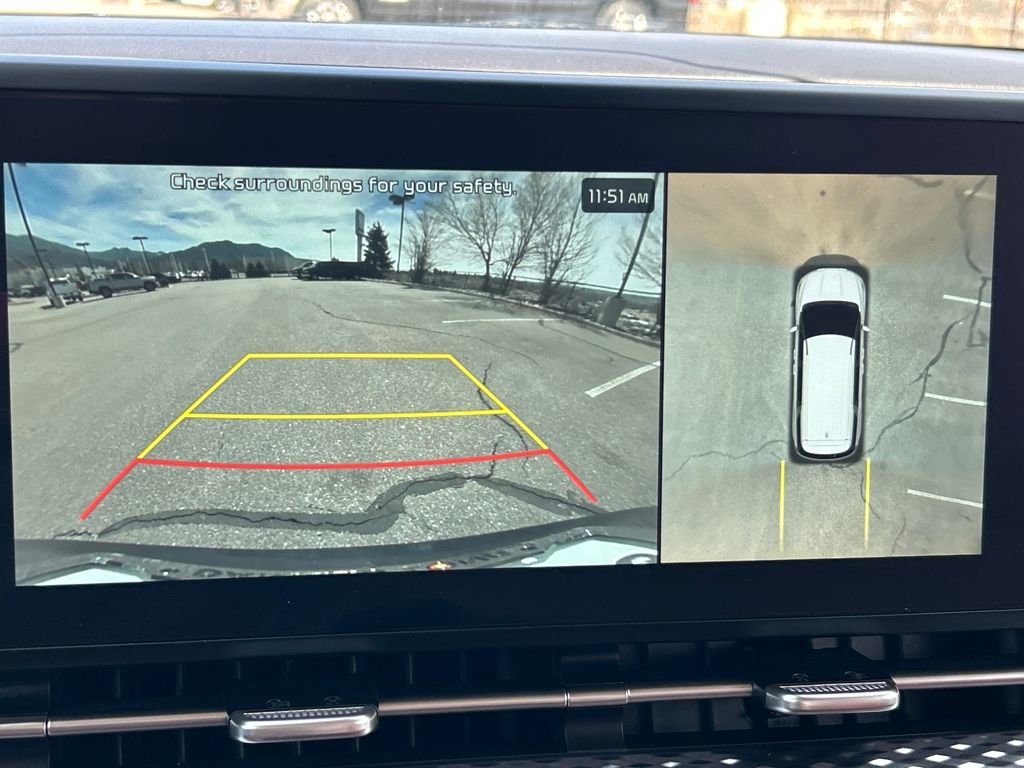 Used 2023 Kia Carnival SX Prestige image 14