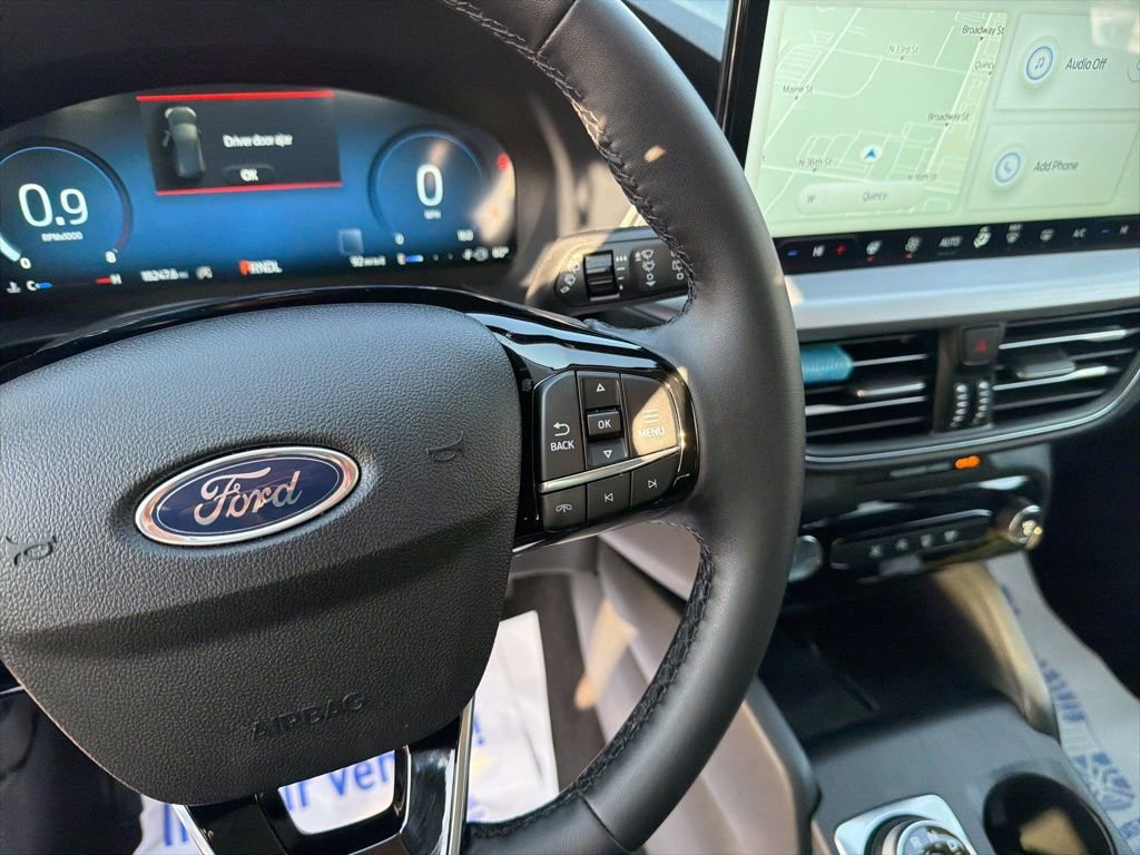 Used 2025 Ford Escape Platinum image 21