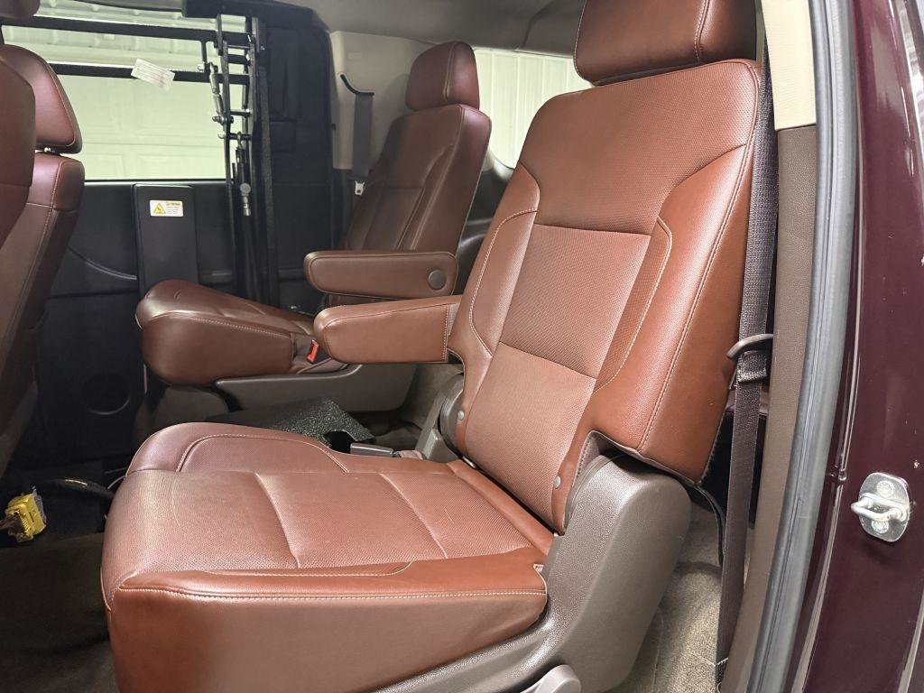 Used 2017 Chevrolet Suburban Premier image 44