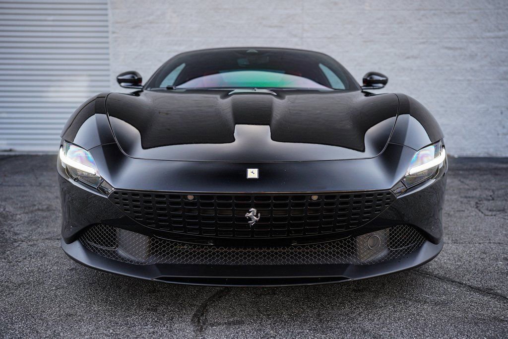 Used 2023 Ferrari Roma image 4