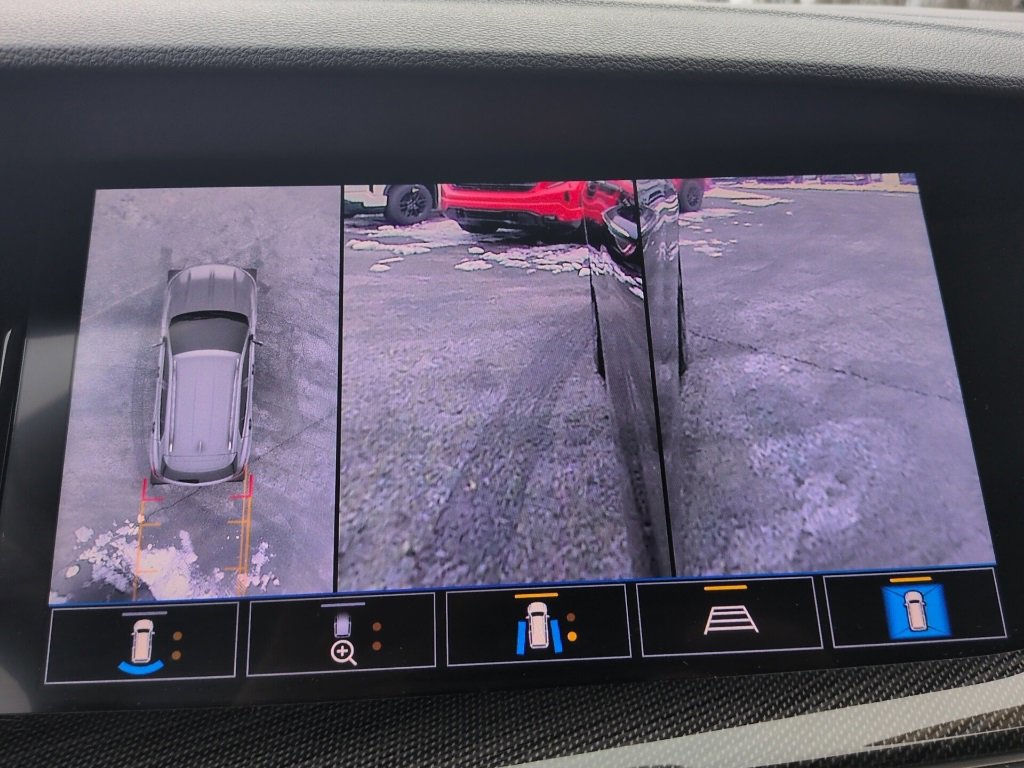 Used 2021 Buick Envision Essence w/ Technology Package I image 46