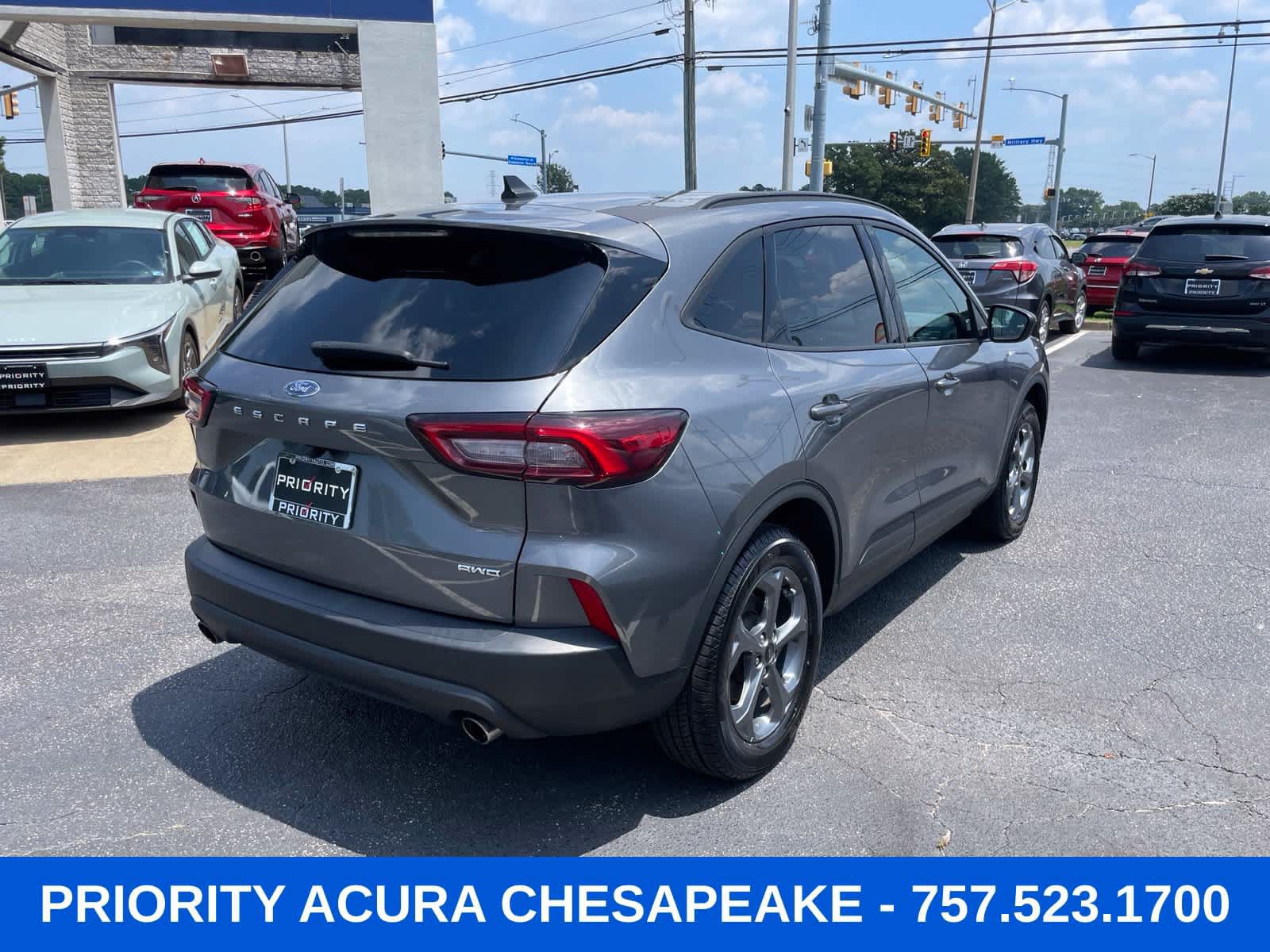 Used 2025 Ford Escape ST-Line AWD/4WD image 6