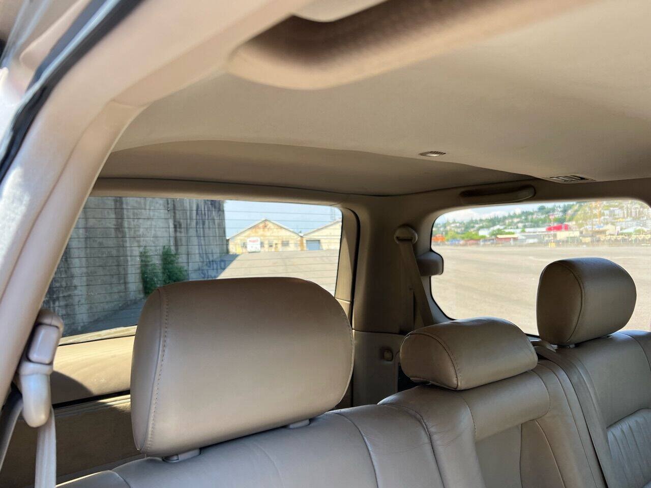 Used 2000 Lexus LX 470 4WD image 45