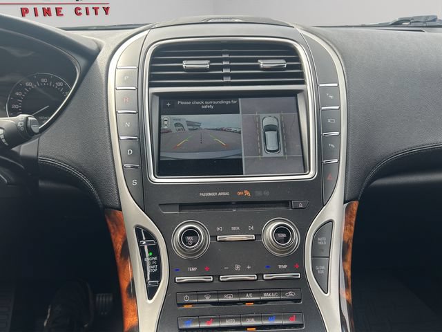 Used 2017 Lincoln MKX Reserve w/ Canadian Touring Package AWD/4WD image 22