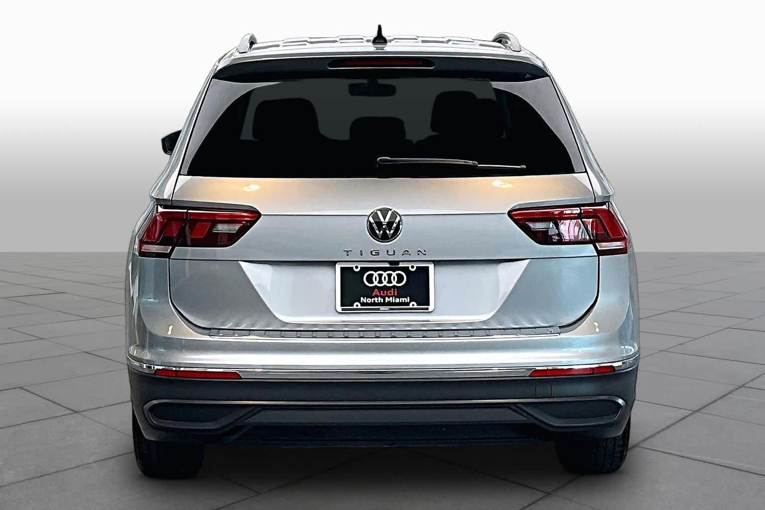 Used 2023 Volkswagen Tiguan S FWD image 5