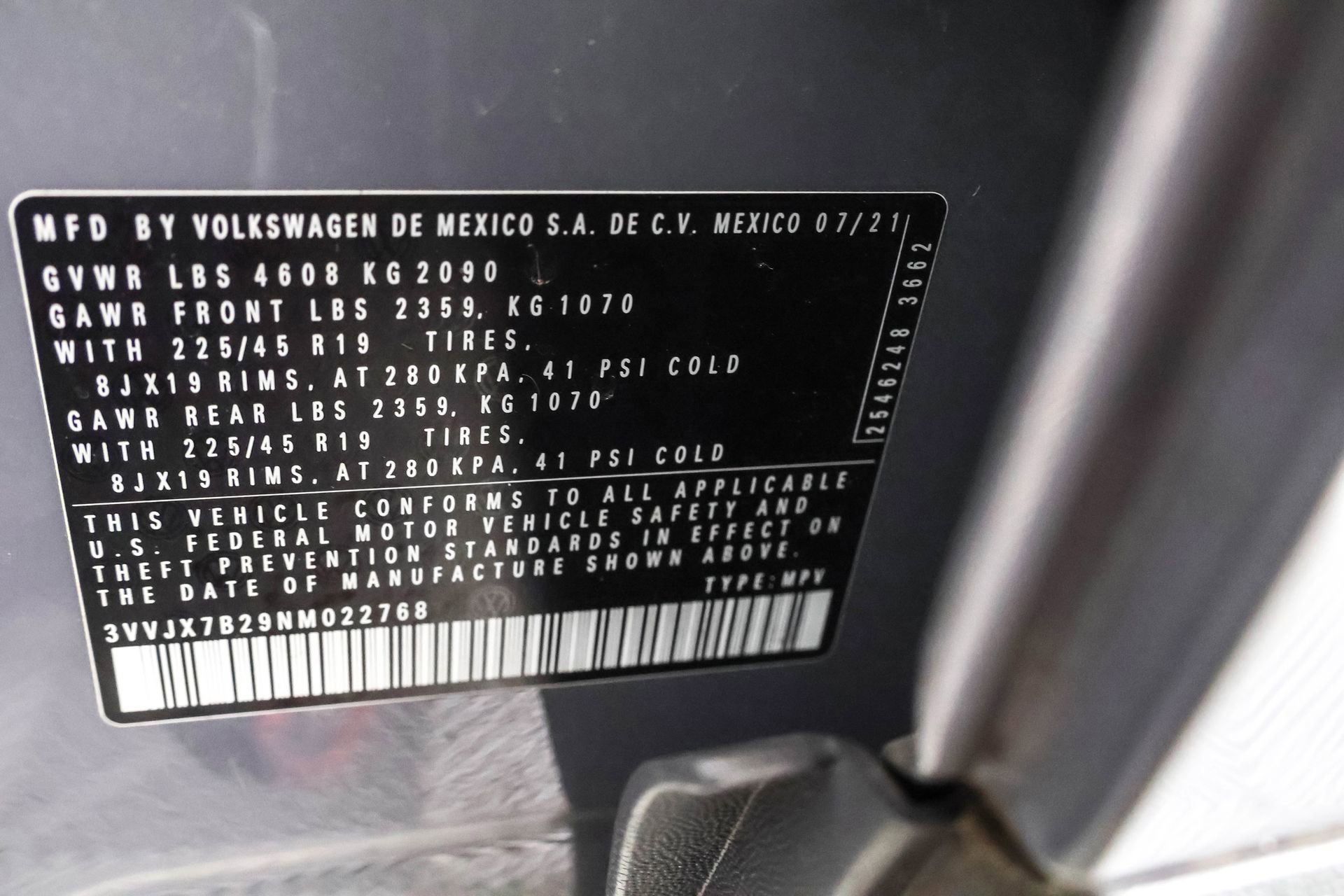 Used 2022 Volkswagen Taos SEL image 48