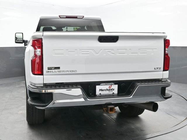 Used 2024 Chevrolet Silverado 2500 LTZ image 5