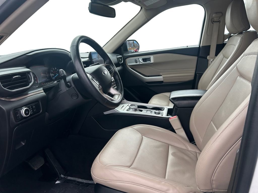 Used 2023 Ford Explorer Limited w/ Equipment Group 301A image 11