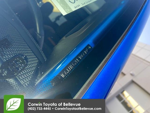 Used 2024 Jeep Gladiator Mojave w/ Technology Group image 31