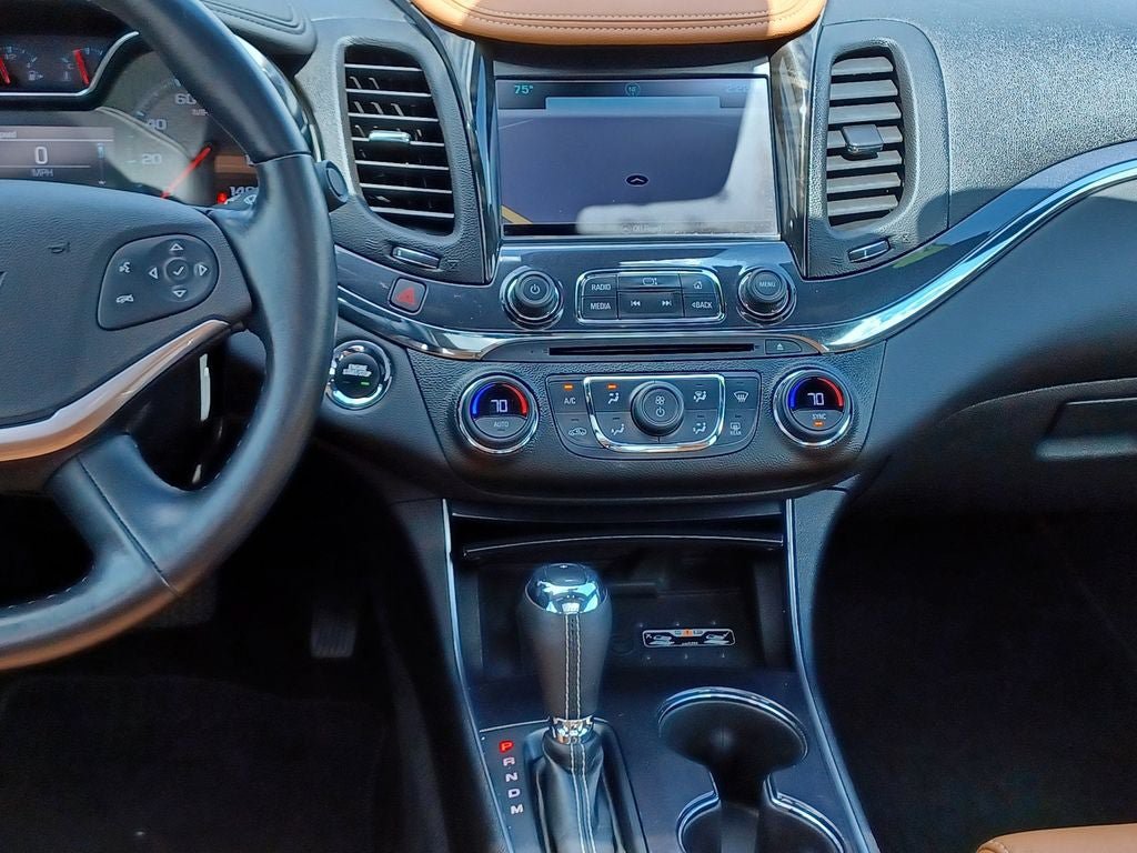 Used 2016 Chevrolet Impala LTZ w/ Enhanced Convenience Package FWD image 33