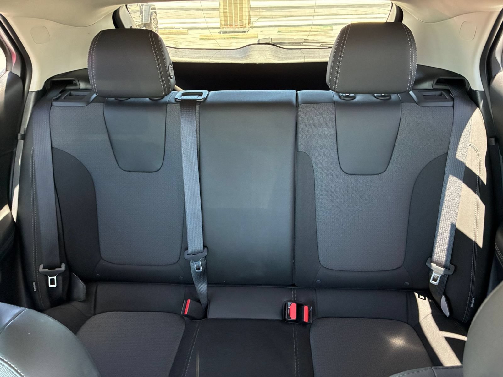 Used 2025 Buick Encore GX Preferred FWD image 36
