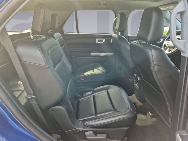 Used 2022 Ford Explorer XLT w/ Equipment Group 202A image 18