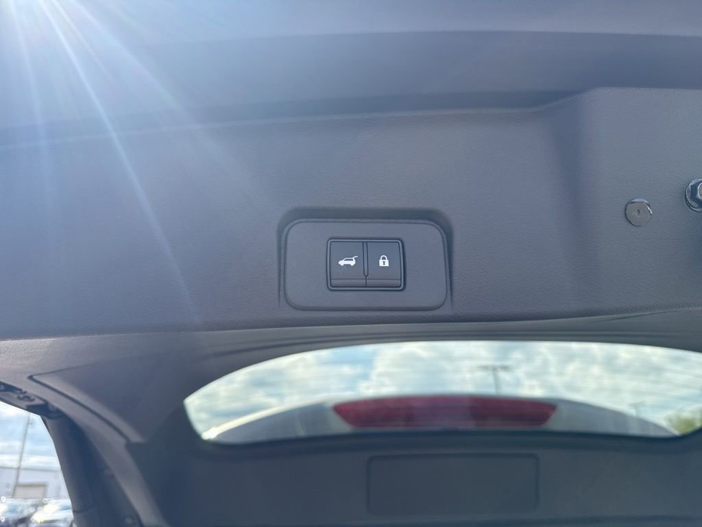 New 2026 Nissan Rogue Platinum image 27