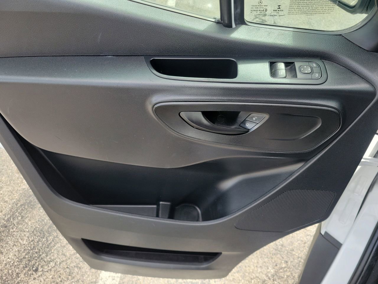 Used 2023 Mercedes-Benz Sprinter 1500 image 19