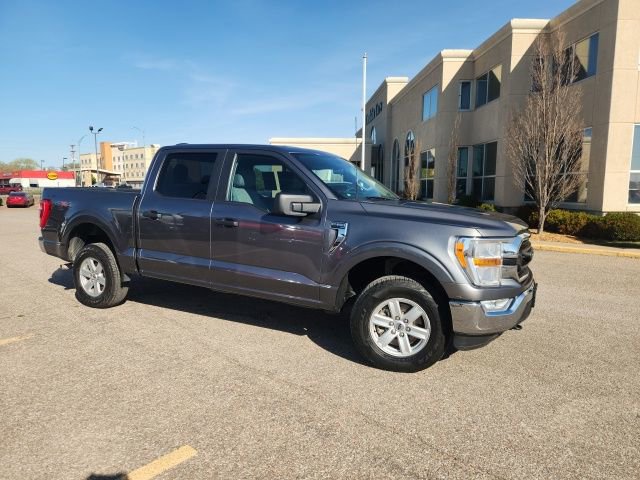 Used 2022 Ford F150 XLT image 1