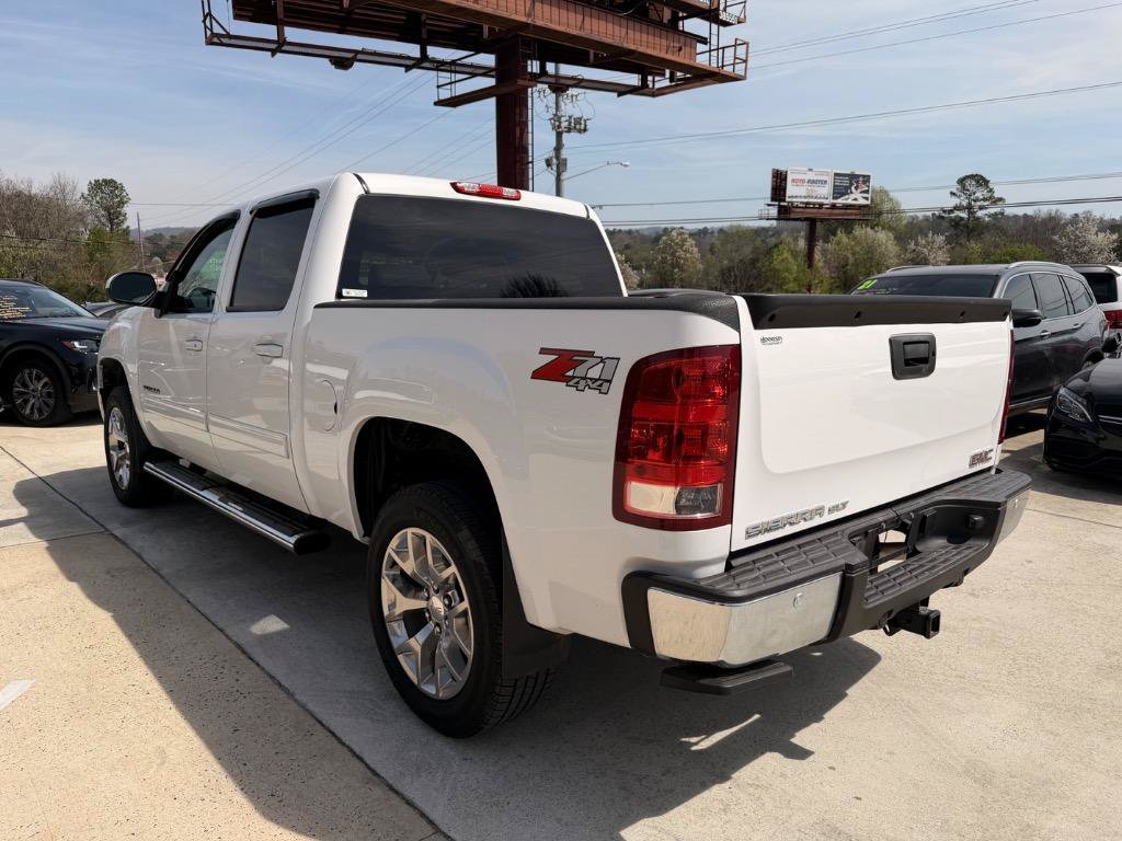 Used 2013 GMC Sierra 1500 SLT w/ SLT Convenience Package AWD/4WD image 9
