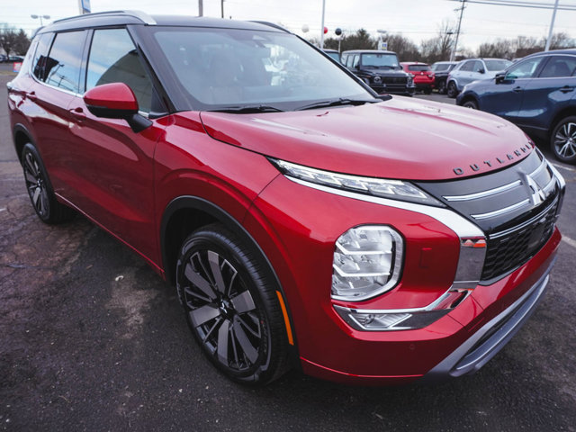 New 2026 Mitsubishi Outlander SEL image 3